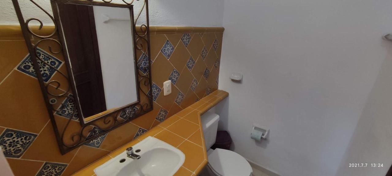 Alux Rooms Плая дел Кармен Екстериор снимка