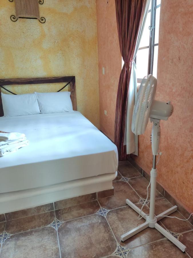 Alux Rooms Плая дел Кармен Екстериор снимка